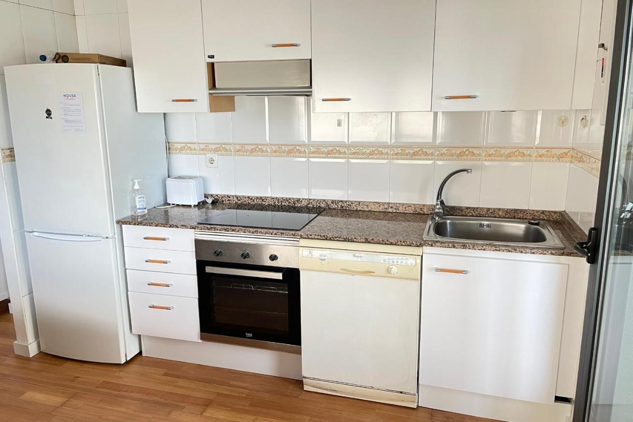 Apartment With Sea Views Next To The Beach Of Mar Bella Barcellona Esterno foto