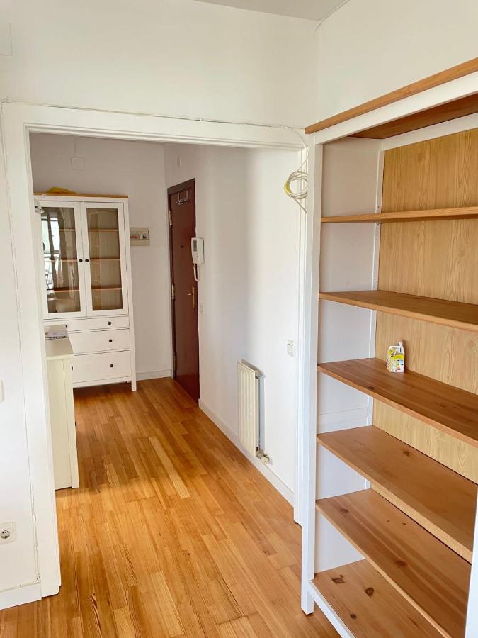 Apartment With Sea Views Next To The Beach Of Mar Bella Barcellona Esterno foto