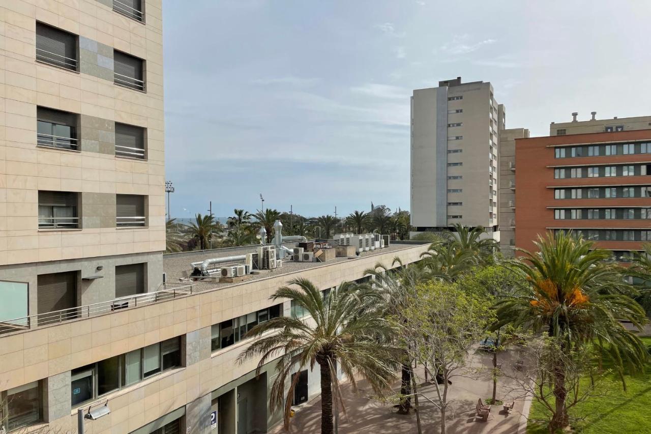 Apartment With Sea Views Next To The Beach Of Mar Bella Barcellona Esterno foto